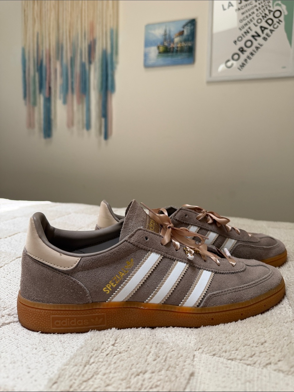 adidas Women’s Taupe Suede Sneakers with White Stripes size: 9